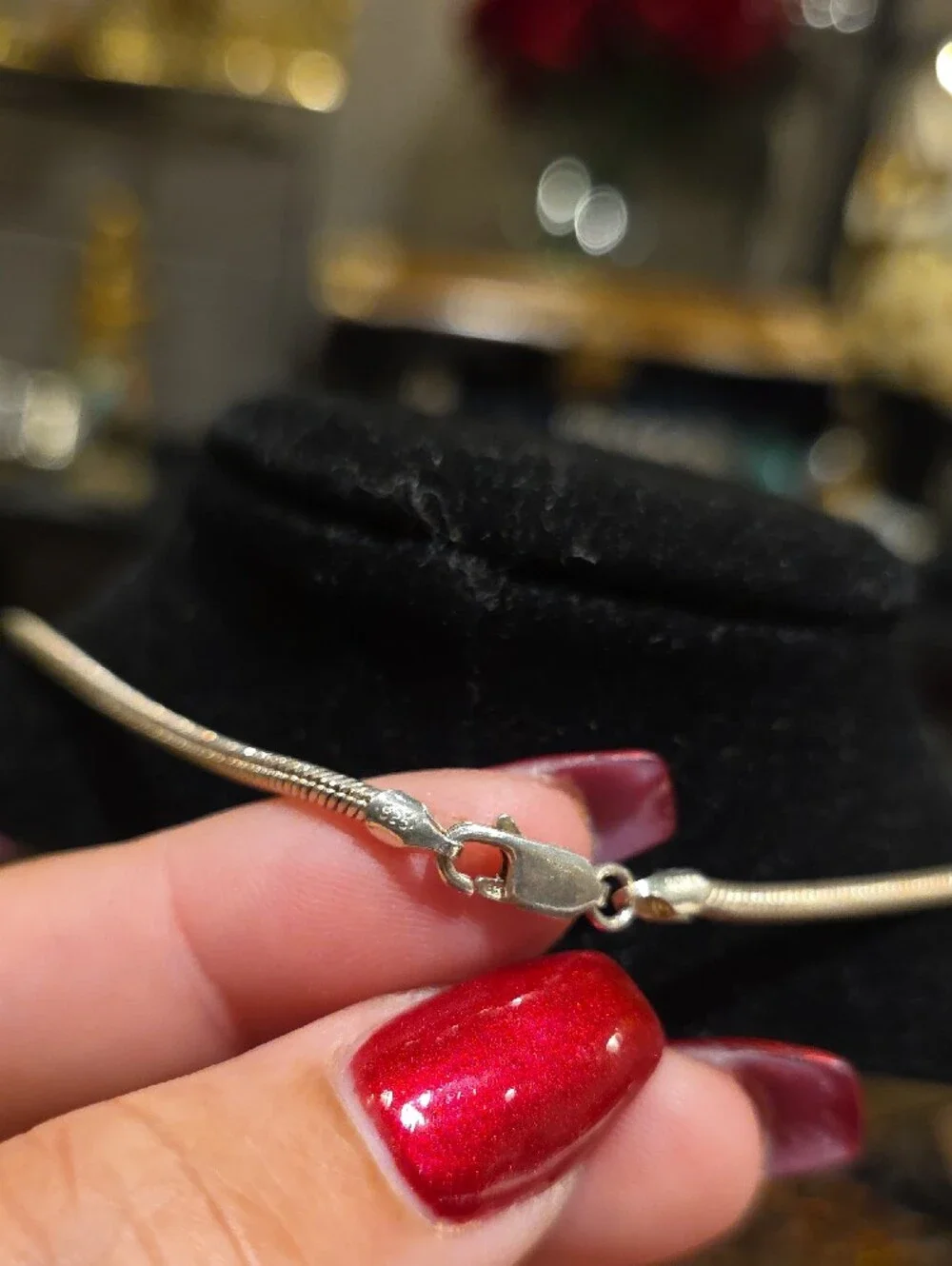 Unbranded Gold Tone Snake Chain Necklace - Classic Everyday Style